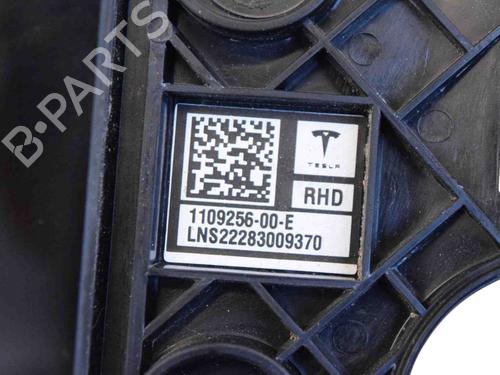 Dørliste TESLA MODEL 3 (5YJ3) EV AWD | BP27829297C150 