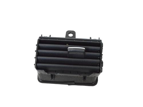 Used Air vent MITSUBISHI OUTLANDER III (GG_W, GF_W, ZJ, ZL, ZK) 2.2 Di-D 4WD (GF6W) (150 hp) 18746308