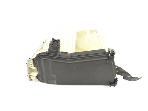 Fuse box MERCEDES-BENZ CLS (C218) CLS 350 CDI / d (218.323) (265 hp) 8001422