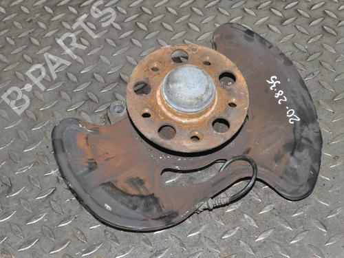 Used Left front steering knuckle MERCEDES-BENZ SLK (R172) 200 (172.448) (184 hp) 14775609