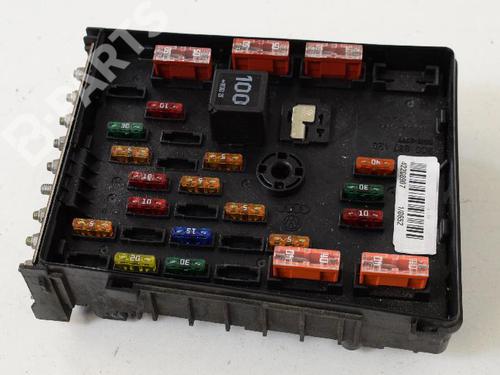Fuse box VW PASSAT B6 (3C2) 2.0 TDI 16V | BP7482607E1 