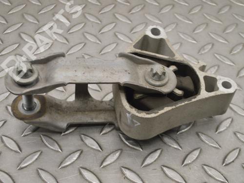 Support de moteur INFINITI Q30 1.5 D (109 hp) 10708131