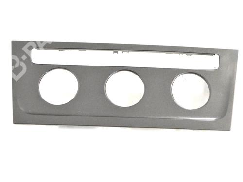 Used Dashboard Dashboard VW GOLF VII (5G1, BQ1, BE1, BE2) 1.0 TSI (110 hp) 7700258 7700258