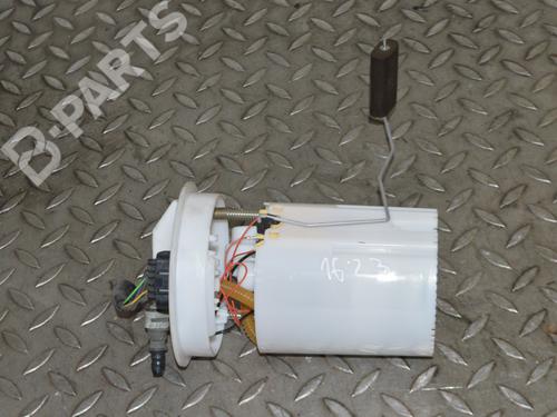 Used Fuel pump FORD FIESTA VI Van 1.0 EcoBoost (100 hp) 8866111