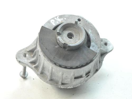 Engine mount MERCEDES-BENZ C-CLASS (W205) C 220 BlueTEC / d (205.003) | BP8858211M89 