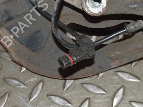 Right front steering knuckle MERCEDES-BENZ CLK Convertible (A209) CLK 200 Kompressor (209.441) | BP14784305M26 