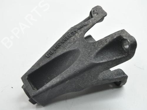 Soporte AUDI A8 D3 (4E2, 4E8) 3.0 TDI quattro (233 hp) 14813697