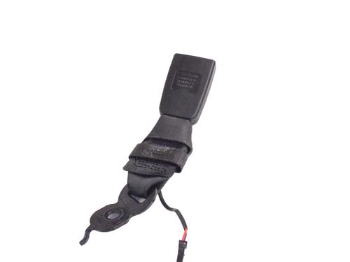 Used Seat buckle BMW 5 (F10) 520 d (184 hp) 14800605