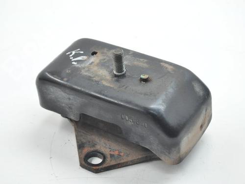 Used Engine mount MITSUBISHI L200 / TRITON (KA_T, KB_T) 2.5 DI-D 4WD (KB4T) (136 hp) 8829873