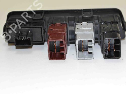 Switch HYUNDAI ix35 (LM, EL, ELH) 2.0 CRDi | BP8830435I30