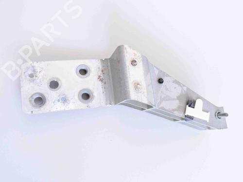 Left headlight support JAGUAR I-PACE (X590) EV400 AWD | BP27830925C157 
