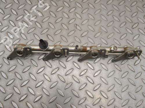 Used Injection rail MERCEDES-BENZ S-CLASS Coupe (C217) S 63 AMG (217.377) (585 hp) 15775758