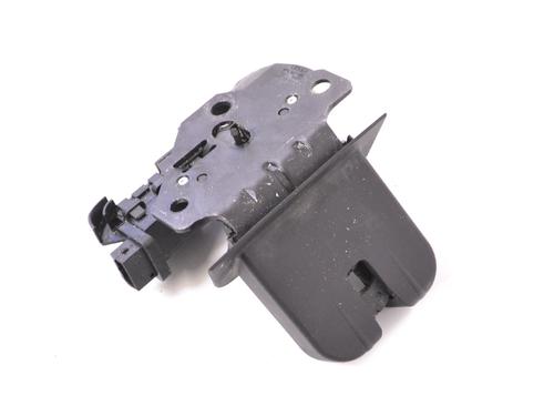 tailgate-lock-audi-tt-roadster-8j9-20-tfsi-audi-8p4827505c-2007-2008-2009-2010-2011-2012-2013-2014-8861913 main image