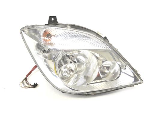 Used Right headlight MERCEDES-BENZ SPRINTER 3-t Van (B906) 213 CDI (906.611, 906.613) (129 hp) 10532100
