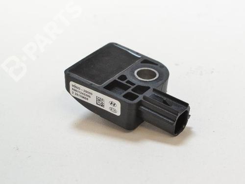 Used Electronic sensor HYUNDAI ix35 (LM, EL, ELH) 1.7 CRDi (116 hp) 7496261