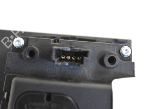 Switch BMW 8 Convertible (G14, F91) M8 | BP28546799I30