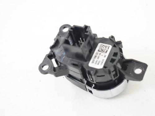 Switch BMW X5 (F15, F85) xDrive 30 d | BP7746894I30 