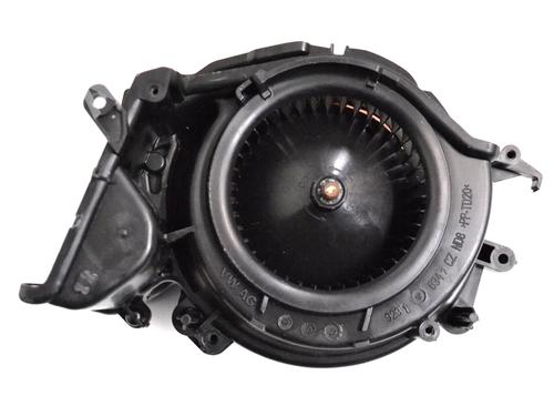 Used Heater blower motor AUDI Q8 (4MN, 4MT) 45 TDI quattro (249 hp) 8866960