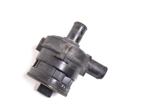 Used Auxiliary water pump INFINITI M (Y51) 30d (238 hp) 27822092