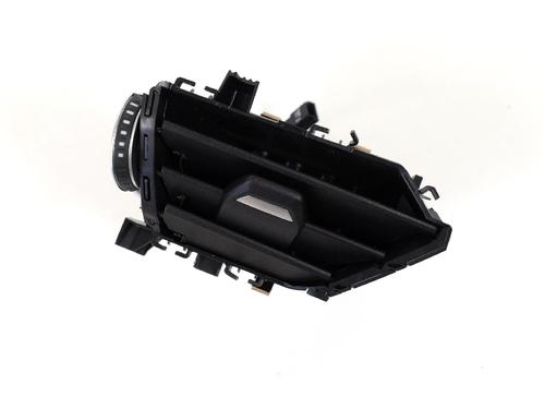 Used Air vent BMW X1 (F48) sDrive 18 d (136 hp) 14772321