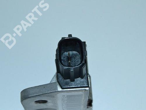 Used Electronic sensor NISSAN X-TRAIL I (T30) 2.0 (140 hp) 8828620