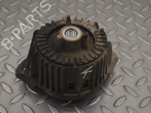Used Engine mount MERCEDES-BENZ CLS (C218) CLS 250 CDI / BlueTEC / d (218.303, 218.304) (204 hp) 18314552