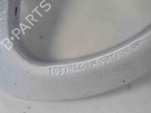 Used Hinge/Door check strap TESLA MODEL X (5YJX) 90D AWD (525 hp) 19747373