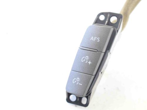 Switch INFINITI M (Y51) 30d | BP28439073I30