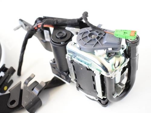Front right seatbelt MERCEDES-BENZ C-CLASS (W204) C 220 CDI (204.002) | BP10530704I25 