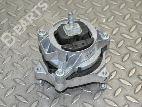 Used Engine mount BMW 3 (F30, F80) 316 d (116 hp) 8829104