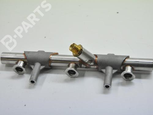 Used Injection rail AUDI Q7 (4MB, 4MG, 4MQ) 3.0 TFSI quattro (333 hp) 8830106