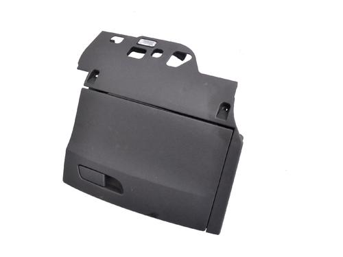 glove-box-audi-a4-b9-8w2-8wc-20-tfsi-audi-8w28570356ps-2015-7748765 main image