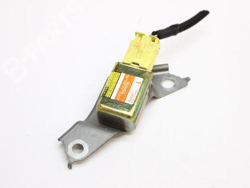 Used Electronic sensor LEXUS RX (_U3_) 300 (MCU35_, MCU35R) (204 hp) 8831408