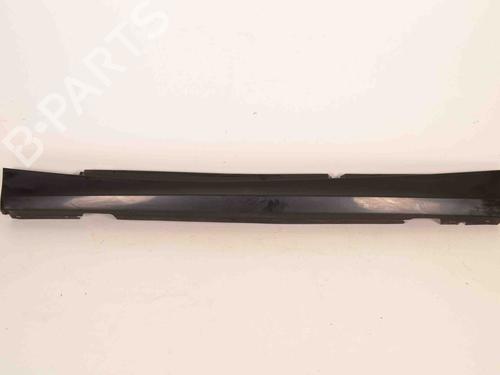 Used Left sideskirt BMW 1 (E87) 118 d (143 hp) 14818186