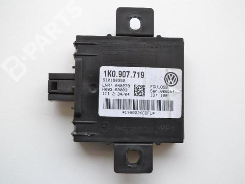 Elektronische module VW TOURAN (1T1, 1T2) 2.0 TDI 16V (140 hp) 7751822