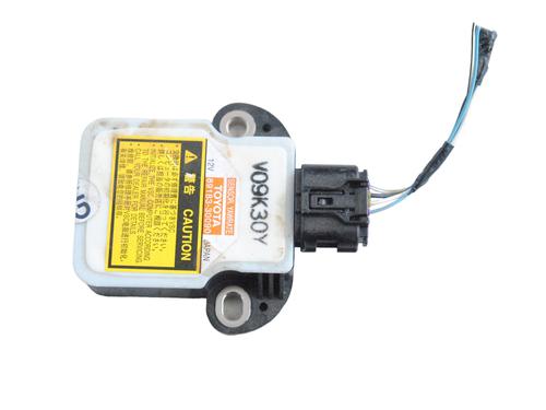 Used Electronic module LEXUS GS (_L1_) 450h (GWL10_, GWL10, GWL10R) (345 hp) 17550197