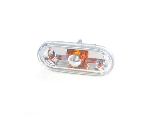 Used Right side indicator VW CADDY III Box Body/MPV (2KA, 2KH, 2CA, 2CH) 1.6 TDI (102 hp) 8868928