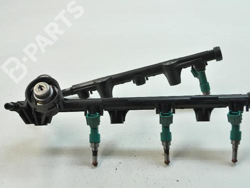 Injectorrail LEXUS RX (_L1_) 450h AWD (GYL15_) (249 hp) 7751924