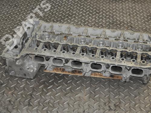 Used Cylinder head BMW 3 Coupe (E92) 335 i (305 hp) 8863008