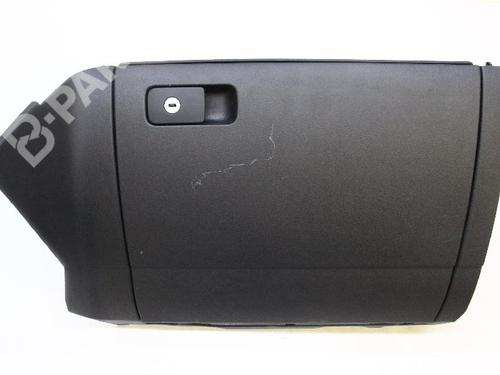 Used Glove box VW GOLF VII (5G1, BQ1, BE1, BE2) 1.4 GTE Hybrid (204 hp) 7753673