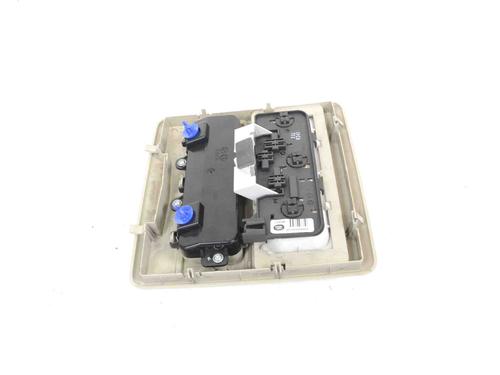Interior roof light LAND ROVER DISCOVERY IV (L319) 3.0 TD 4x4 | BP7483283I8 