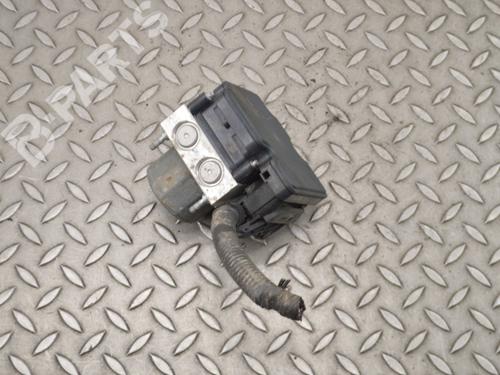 Used ABS pump NISSAN X-TRAIL III (T32_, T32R, T32RR) 1.6 DIG-T (T32) (163 hp) 10675228