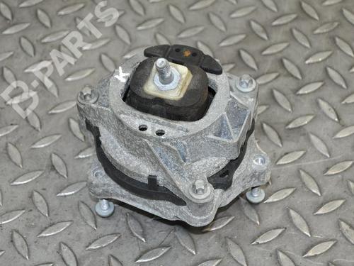 Used Engine mount BMW 3 (F30, F80) 318 i (136 hp) 8829106
