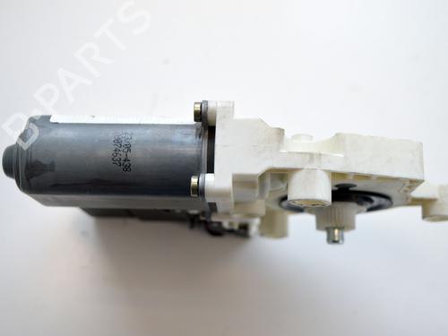 Right rear window motor VW TOURAN (1T1, 1T2) 2.0 TDI 16V | BP19942142E22 