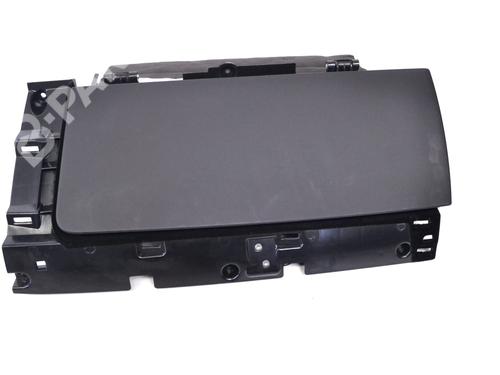 Used Glove box Glove box TESLA MODEL S (5YJS) 75D AWD (525 hp) 7813385 7813385