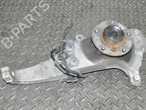 Used Left front steering knuckle BMW 6 Convertible (F12) 650 i (449 hp) 14817113