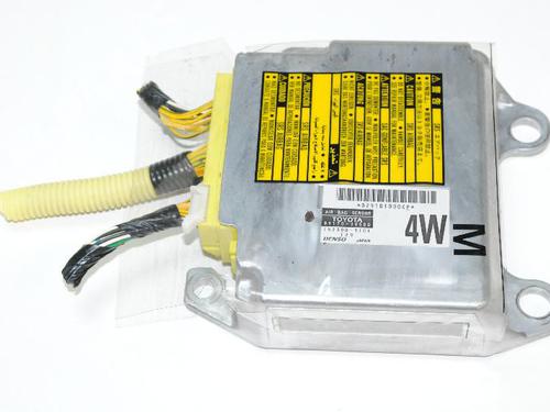 Airbag module LEXUS GS (_S19_) 450h (GRS191_, GWS191_, GRS191R, GWS191R) (345 hp) 7495207