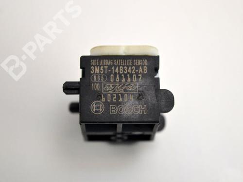Electronic sensor LAND ROVER FREELANDER 2 (L359) 2.2 TD4 4x4 | BP8828741M84 
