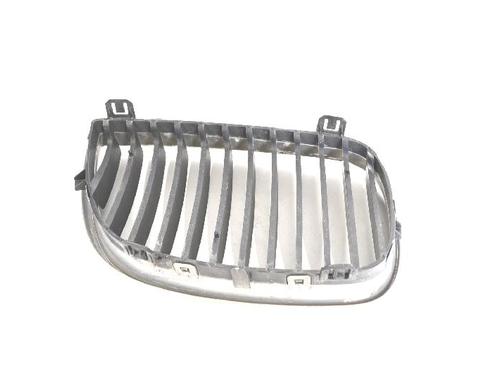 Used Grille BMW 1 (E87) 118 d (143 hp) 7755602