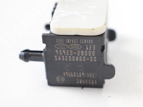 Electronic sensor HYUNDAI SANTA FÉ II (CM) 2.2 CRDi 4x4 | BP8869059M84 